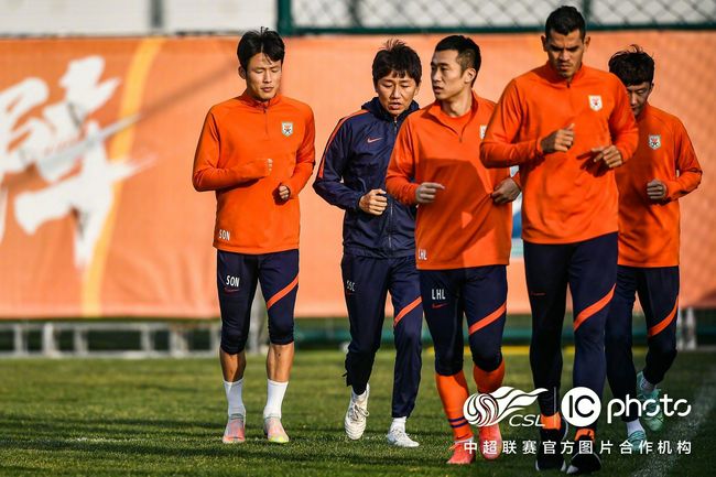 由是可见，无论是银幕内外，还是百年前后，中国青年的力量代代闪耀、至今传承